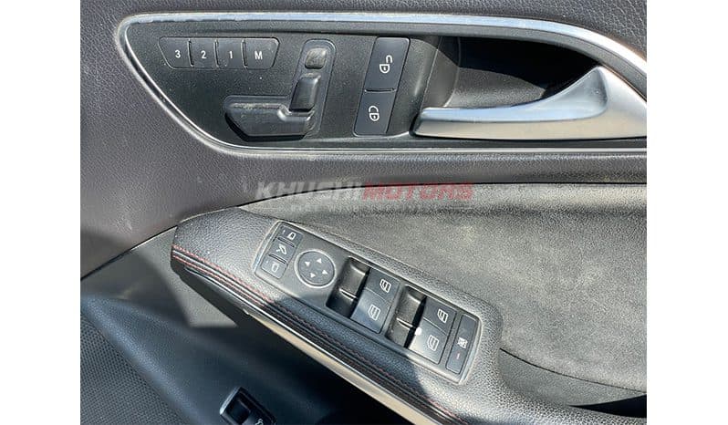 2013 Mercedes-Benz CLA-Class CLA180 image-8
