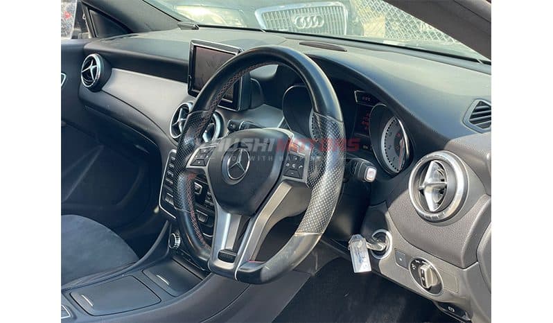 2013 Mercedes-Benz CLA-Class CLA180 image-9