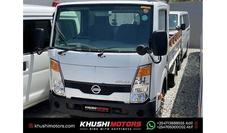 2015 Nissan Atlas 2 Ton image-2