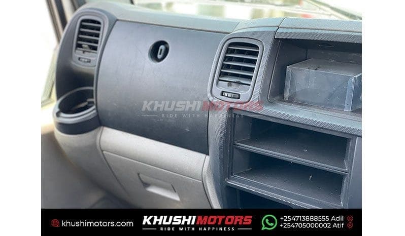 2015 Nissan Atlas 2 Ton image-9
