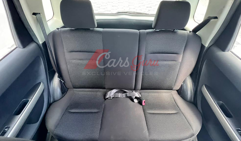 2004 Toyota IST image-19