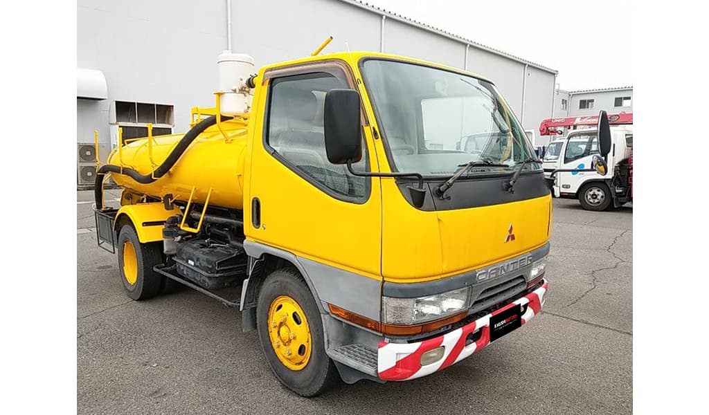1999 Mitsubishi Canter image-2