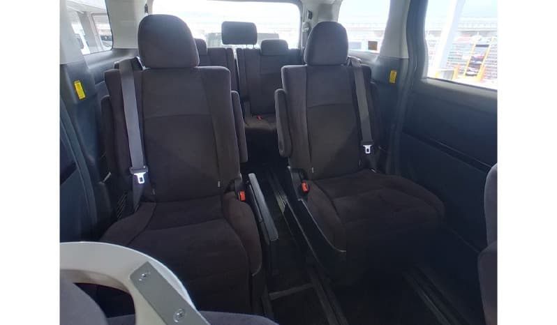 2011 Toyota Alphard image-2