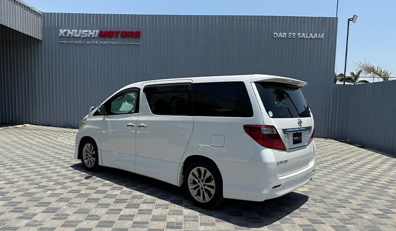 2011 Toyota Alphard image-10