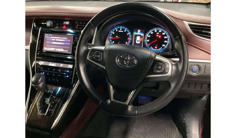 2015 Toyota Harrier image-4