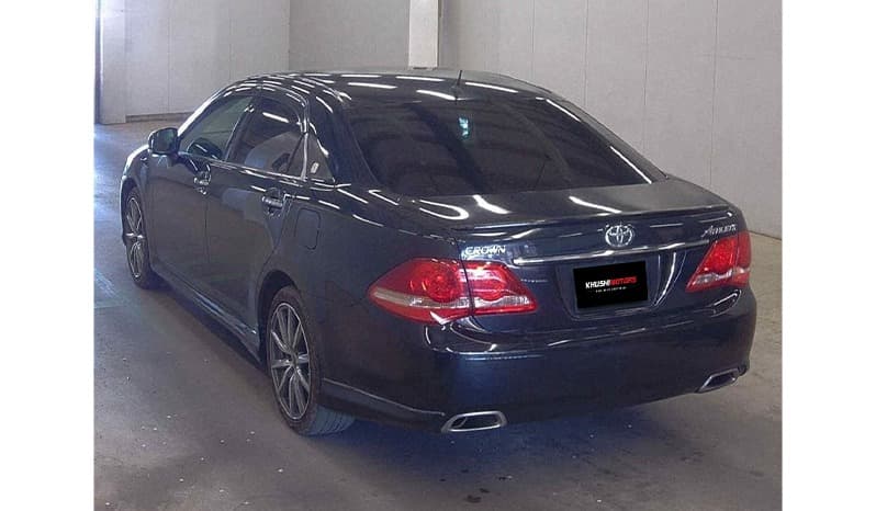2008 Toyota Crown image-6