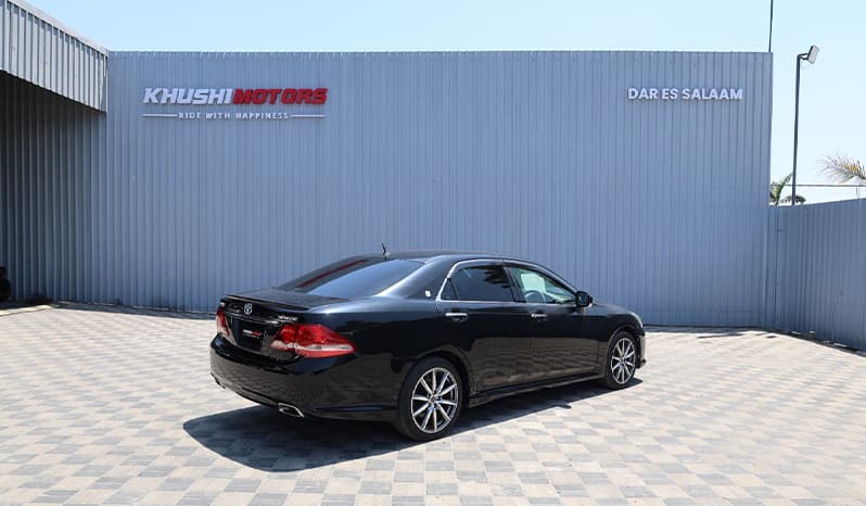 2008 Toyota Crown image-12