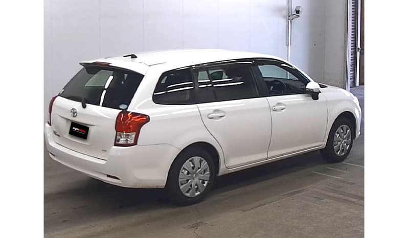 2015 Toyota Corolla Fielder image-4