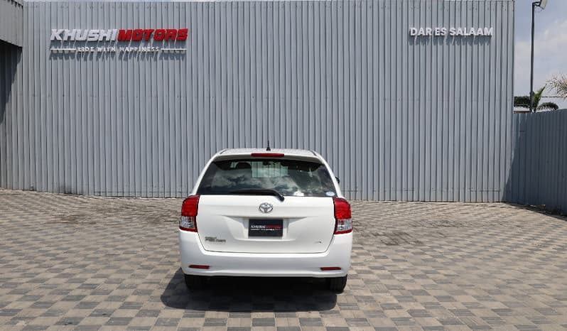 2015 Toyota Corolla Fielder image-11