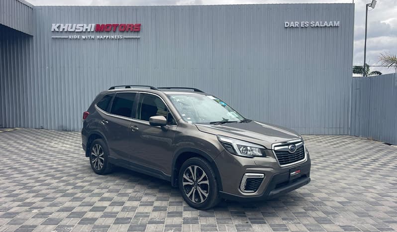 2018 Subaru Forester image-1