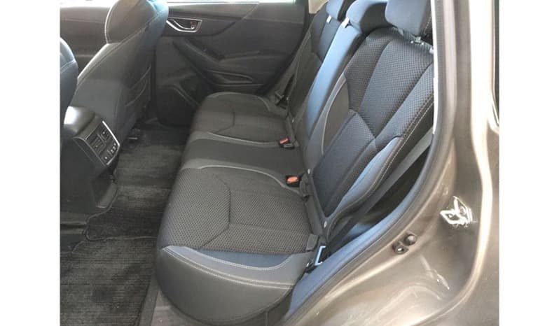 2018 Subaru Forester image-2