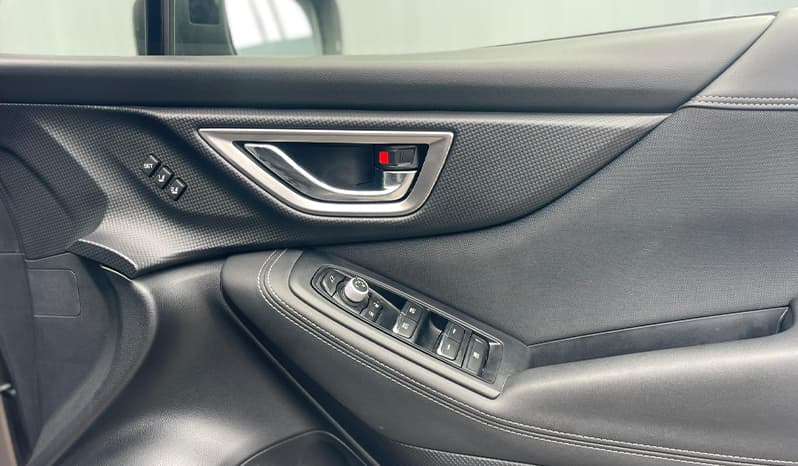 2018 Subaru Forester image-16