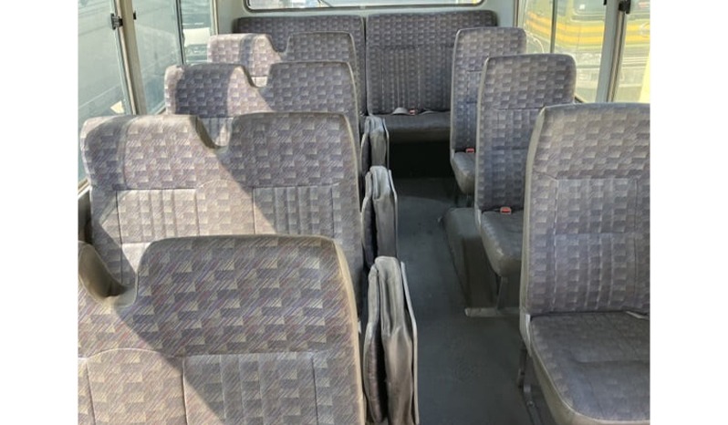 2004 Isuzu Journey Bus image-2