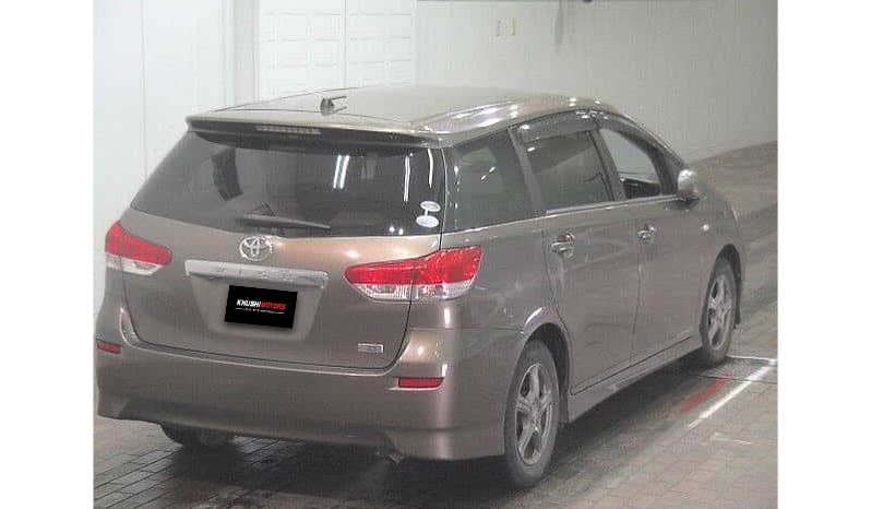 2009 Toyota Wish image-3