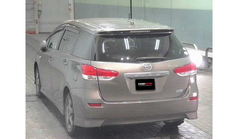 2009 Toyota Wish image-5