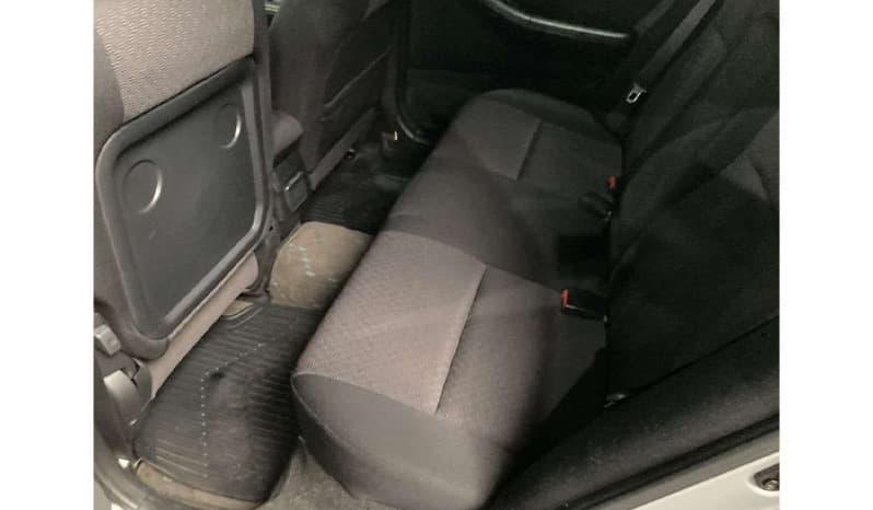 2002 Toyota Runx image-2