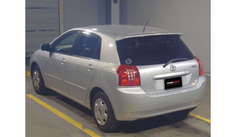 2002 Toyota Runx image-4