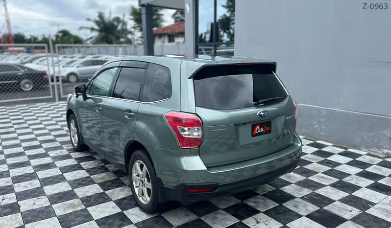2013 Subaru Forester image-12