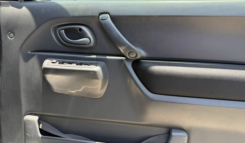 2007 Suzuki Jimny image-16