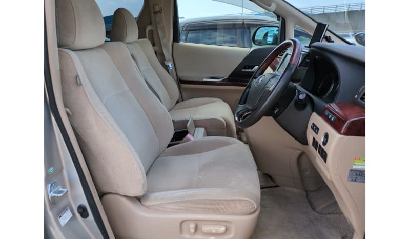 2008 Toyota Alphard image-5