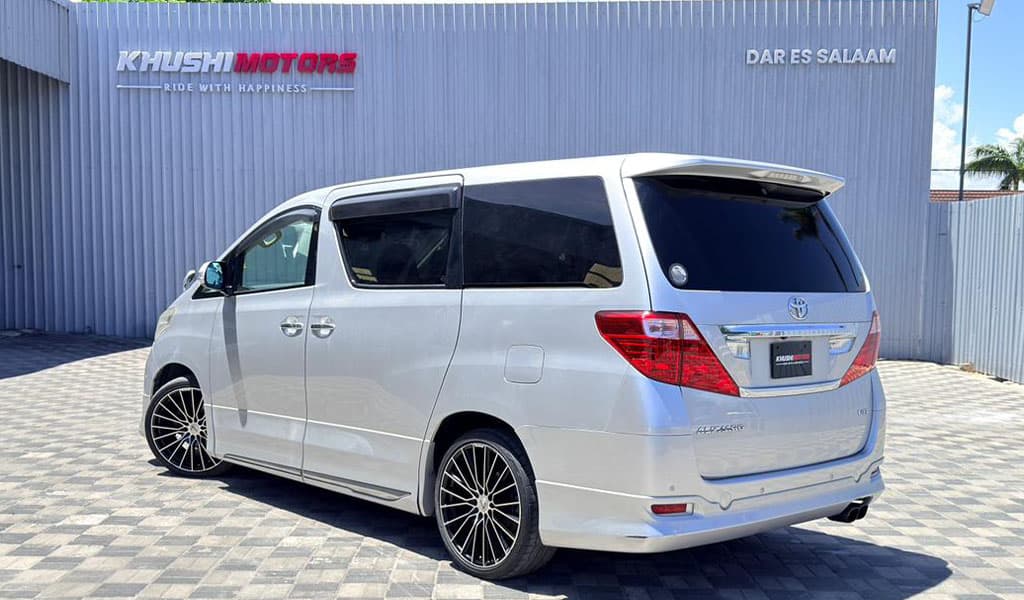 2008 Toyota Alphard image-18
