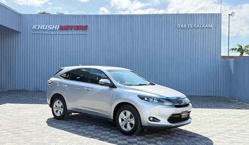 2015 Toyota Harrier image-1