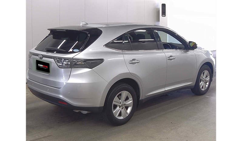 2015 Toyota Harrier image-6