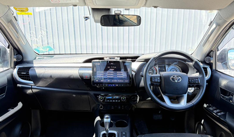 2021 Toyota Hilux image-10
