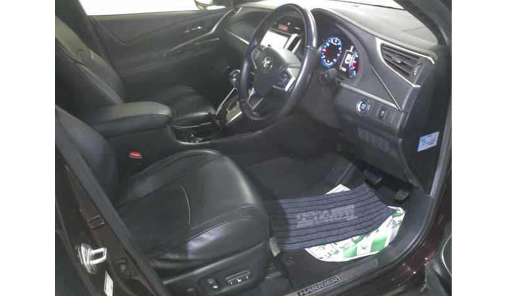 2015 Toyota Harrier image-6