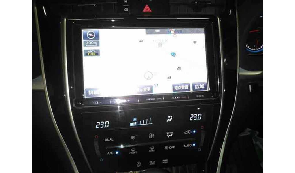 2015 Toyota Harrier image-7
