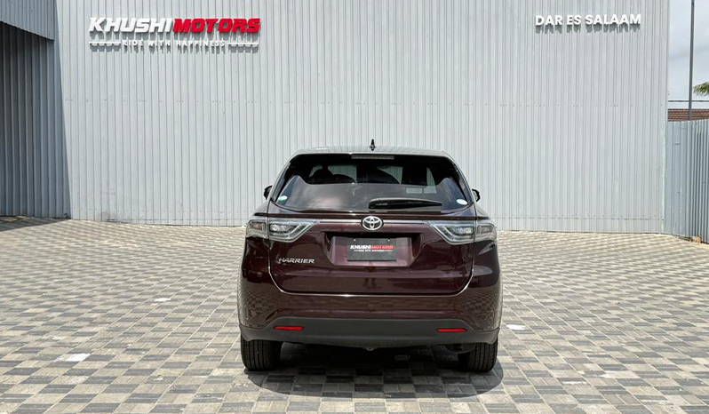 2015 Toyota Harrier image-13