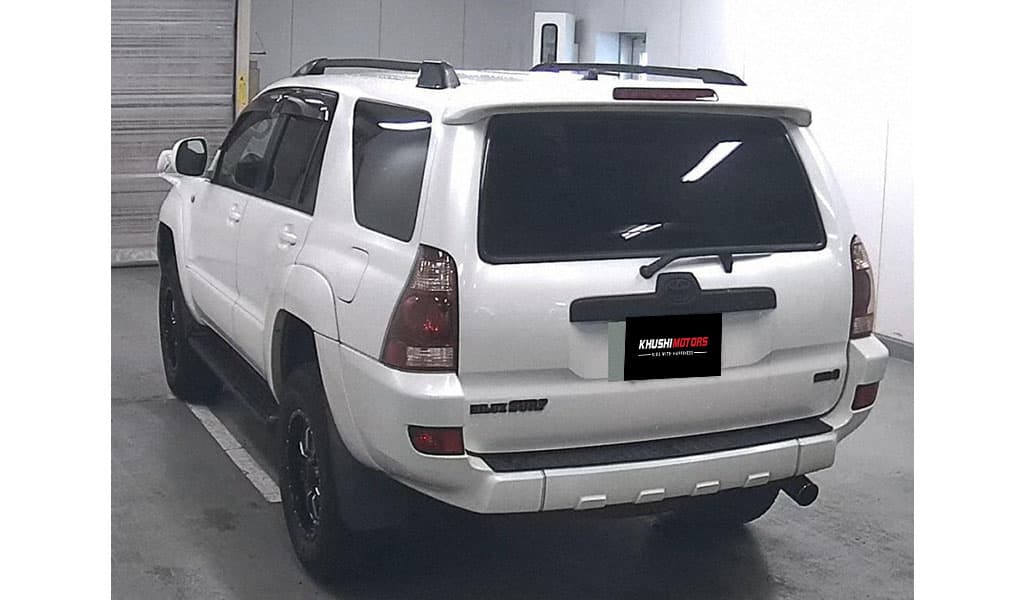 2004 Toyota Hilux Surf image-5