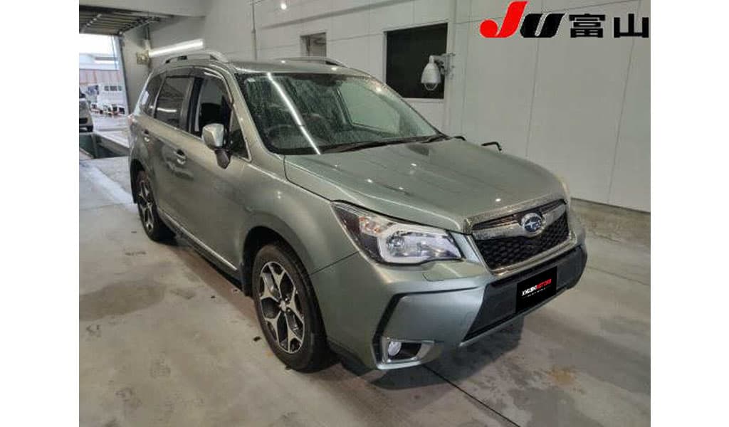 2015 Subaru Forester image-3