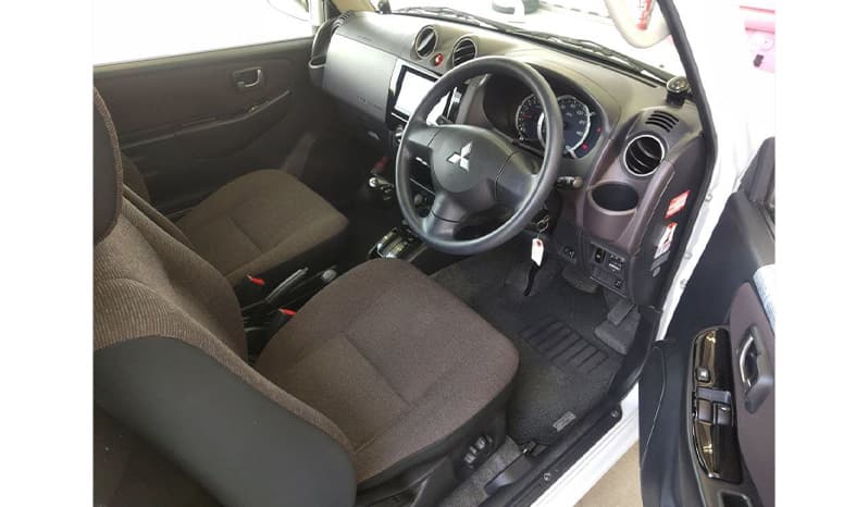 2012 Mitsubishi Pajero Mini image-5