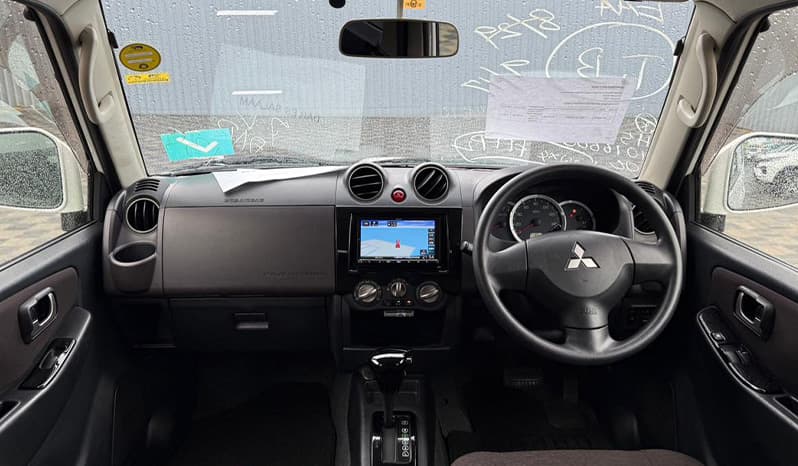 2012 Mitsubishi Pajero Mini image-11