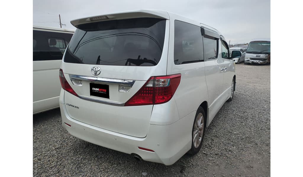 2010 Toyota Alphard image-5