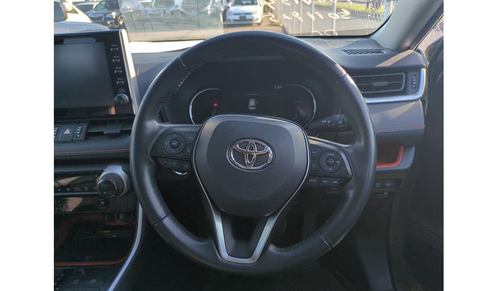 2020 Toyota RAV4 image-6