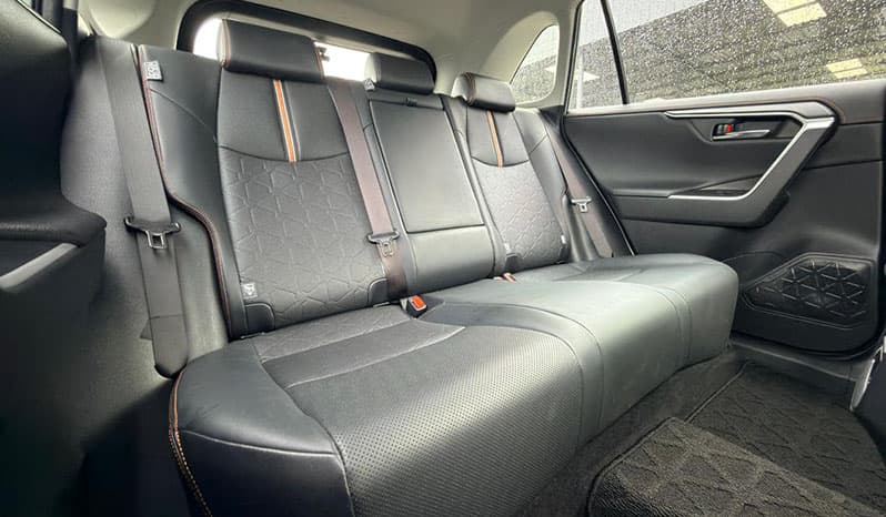 2020 Toyota RAV4 image-13