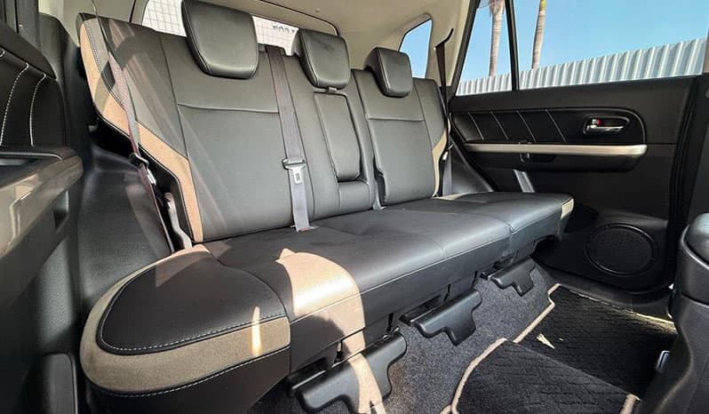 2015 Suzuki Escudo image-17