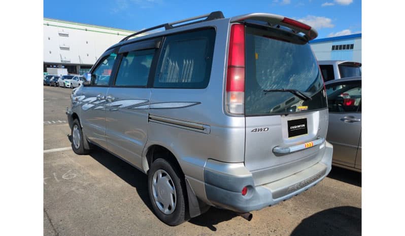 2000 Toyota Noah image-4