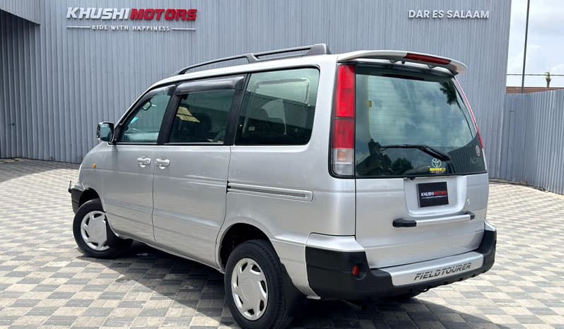 2000 Toyota Noah image-19