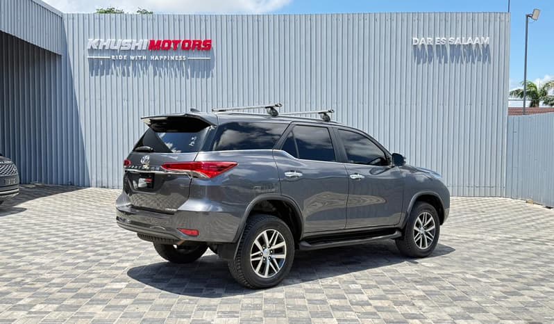 2018 Toyota Fortuner image-6