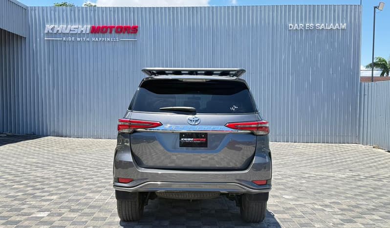 2020 Toyota Fortuner image-5