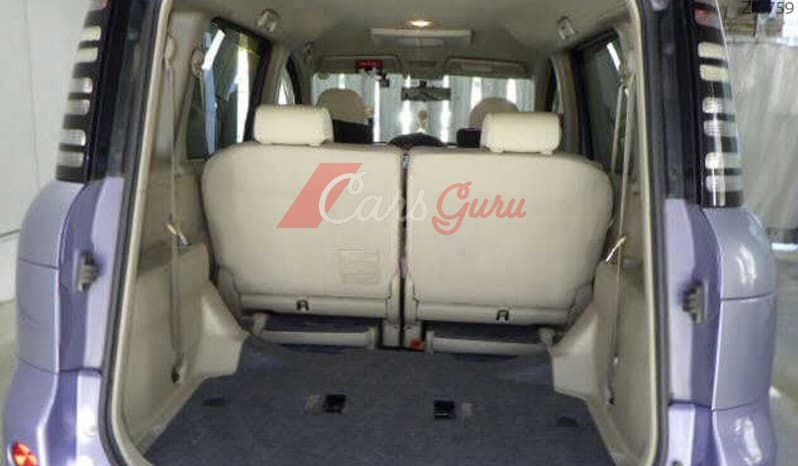 2003 Toyota Sienta image-5
