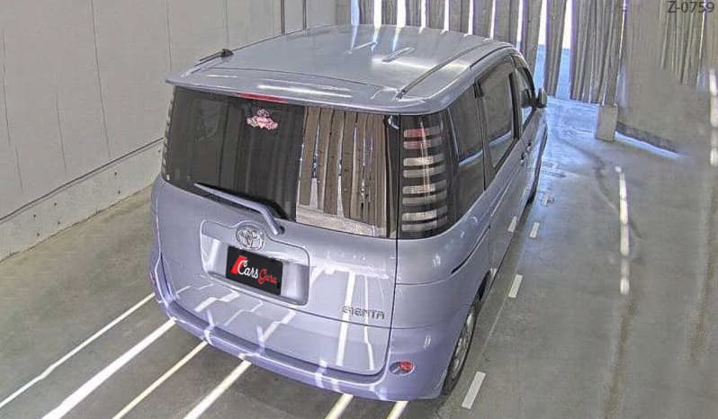 2003 Toyota Sienta image-9