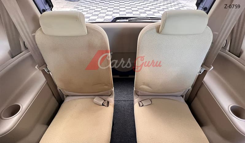 2003 Toyota Sienta image-19