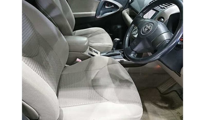 2008 Toyota Vanguard image-2