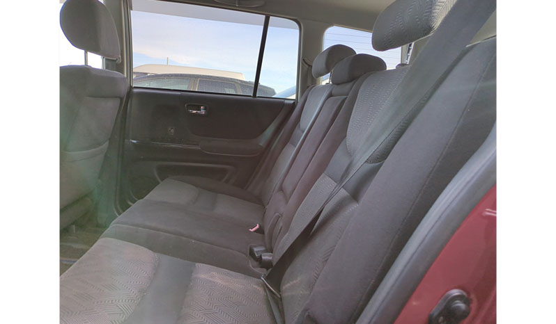 2001 Toyota Kluger image-13