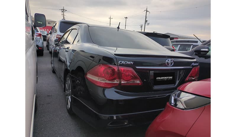 2008 Toyota Crown image-8