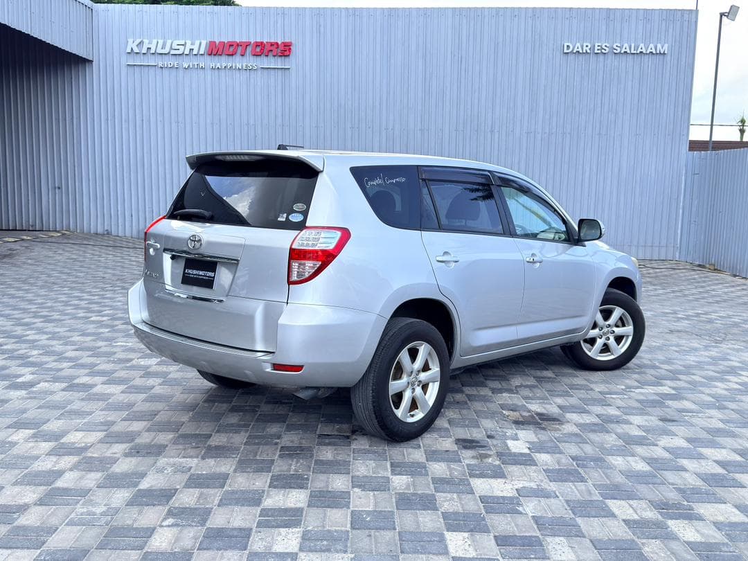 2008 Toyota Vanguard image-13